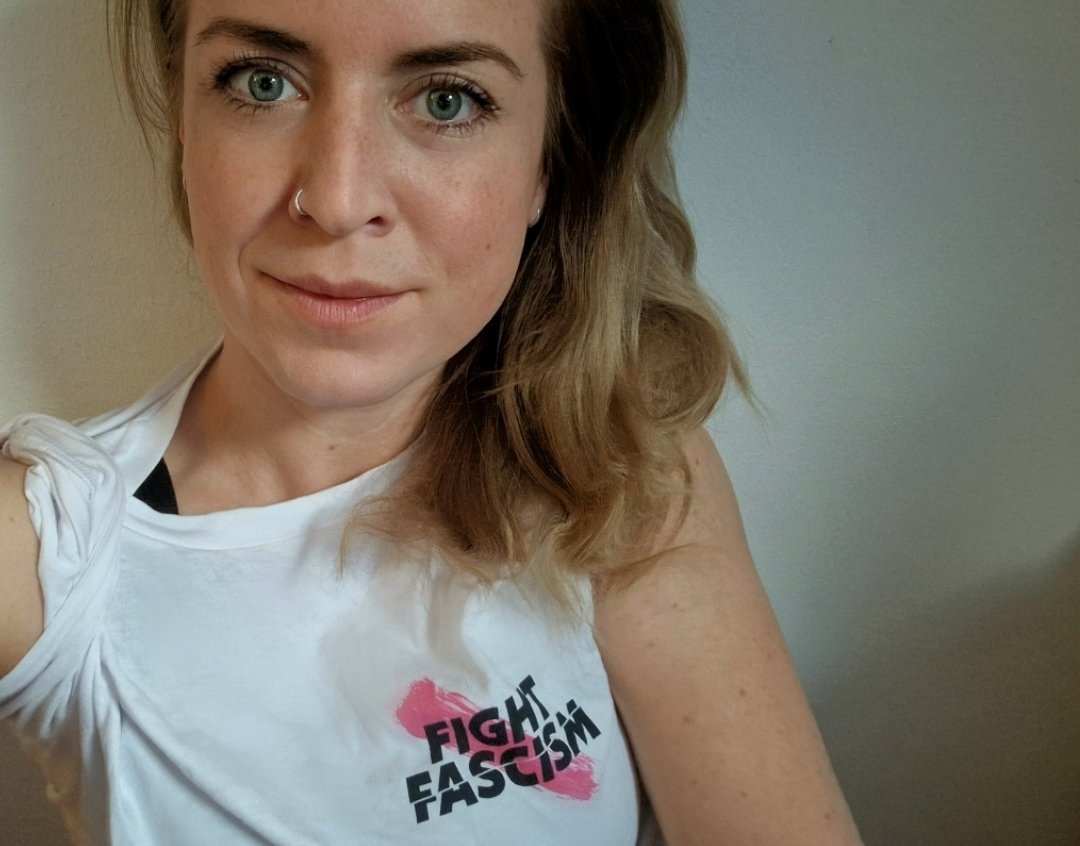 diesefraukatti's tweet image. Am 9.6. ist Europawahl.
Stehen wir alle auf gegen den Rechtsruck!! Machen wir unser Kreuz für Menschlichkeit, Vielfalt, Chancengleichheit und eine zukunftsorientierte Umweltpolitik.
Wählen wir Menschen die sich für Menschen einsetzen und nicht gegen sie. Wählen wir alle #unrechts