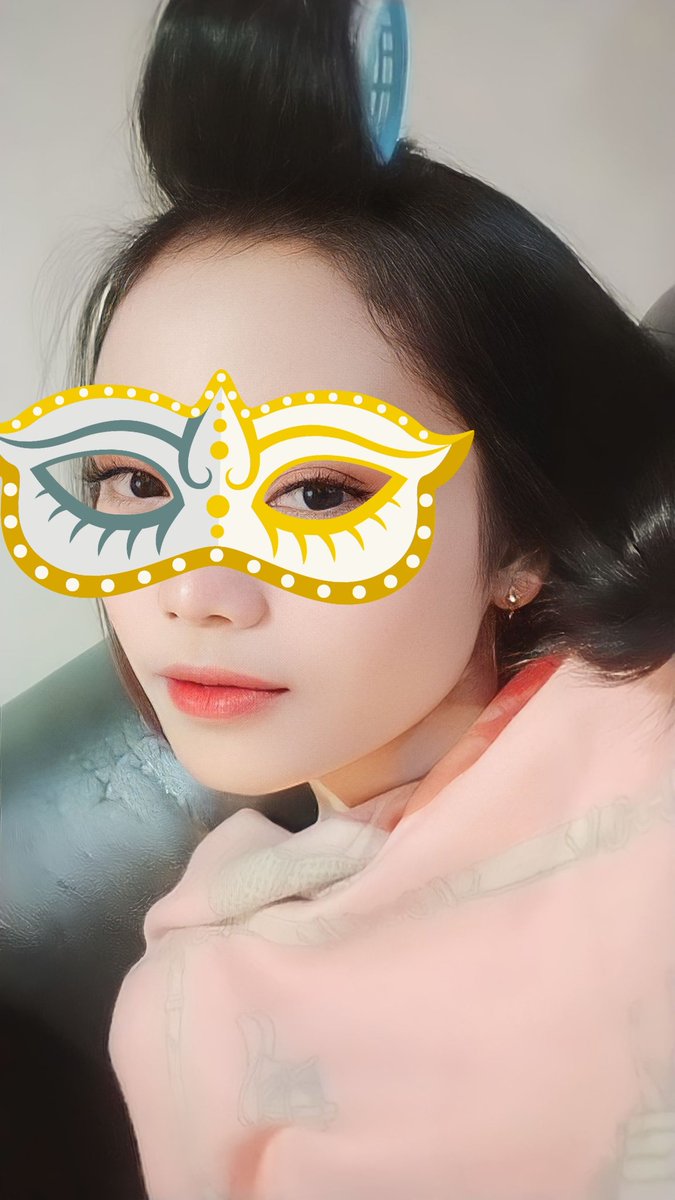 mcflurrychocoo_'s tweet photo. emgnya berubah? perasaan sama aja🤔 https://t.co/2RMIjN7DLE
