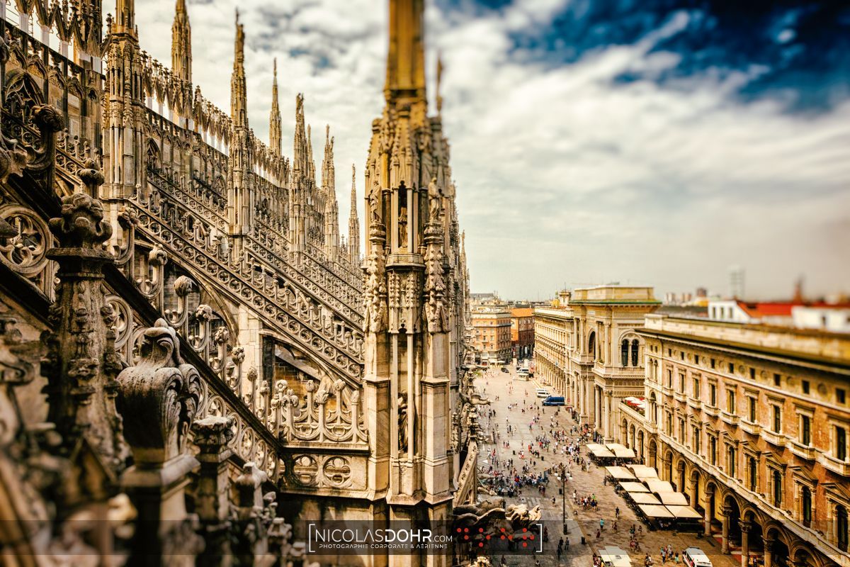 Toit du Duomo de Milan

Abonnez-vous pour ne pas rater d'image et faire vivre cette page ! 
Rendez-vous demain 8h pour une autre image !⠀⠀ 
Pour vos reportages contactez-moi. 
#nicolasdohr #Reportage #Photographe #Nancy #canonfrance