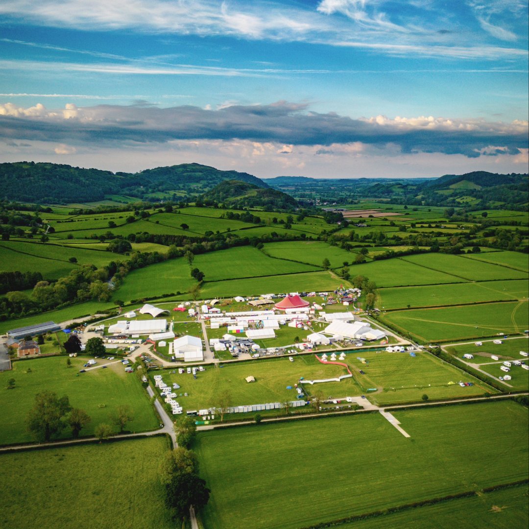 Eisteddfod yr Urdd a’r Celfyddydau (@eisteddfodurdd) on Twitter photo Bore da, Maldwyn! 💚 
Oes 'na rhywbeth ymlaen wythnos yma? 👀 
🎪 #Urdd2024
📸 Rhys Evans Bore da, Maldwyn! 💚 
Oes 'na rhywbeth ymlaen wythnos yma? 👀 
🎪 #Urdd2024
📸 Rhys Evans