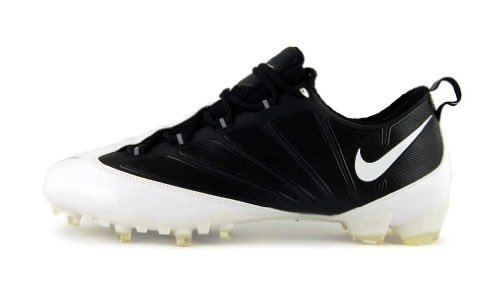SuaKCravens's tweet photo. The greatest @usnikefootball shoe ever made !! Drop these again and you’ll go double platinum 💯😤 #JustDoIt https://t.co/k6zg5fdcgl