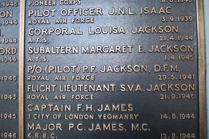 Remembering Sergeant Peter Frederick Jackson DFM 🇬🇧 From West Norwood, London was born in March 1919, the son of George Arthur Jackson (1890-1963) & Winifred Eleanor Jackson (nee Greenslade 1894-1975). After leaving school he worked in an advertising agency. He joined the RAFVR