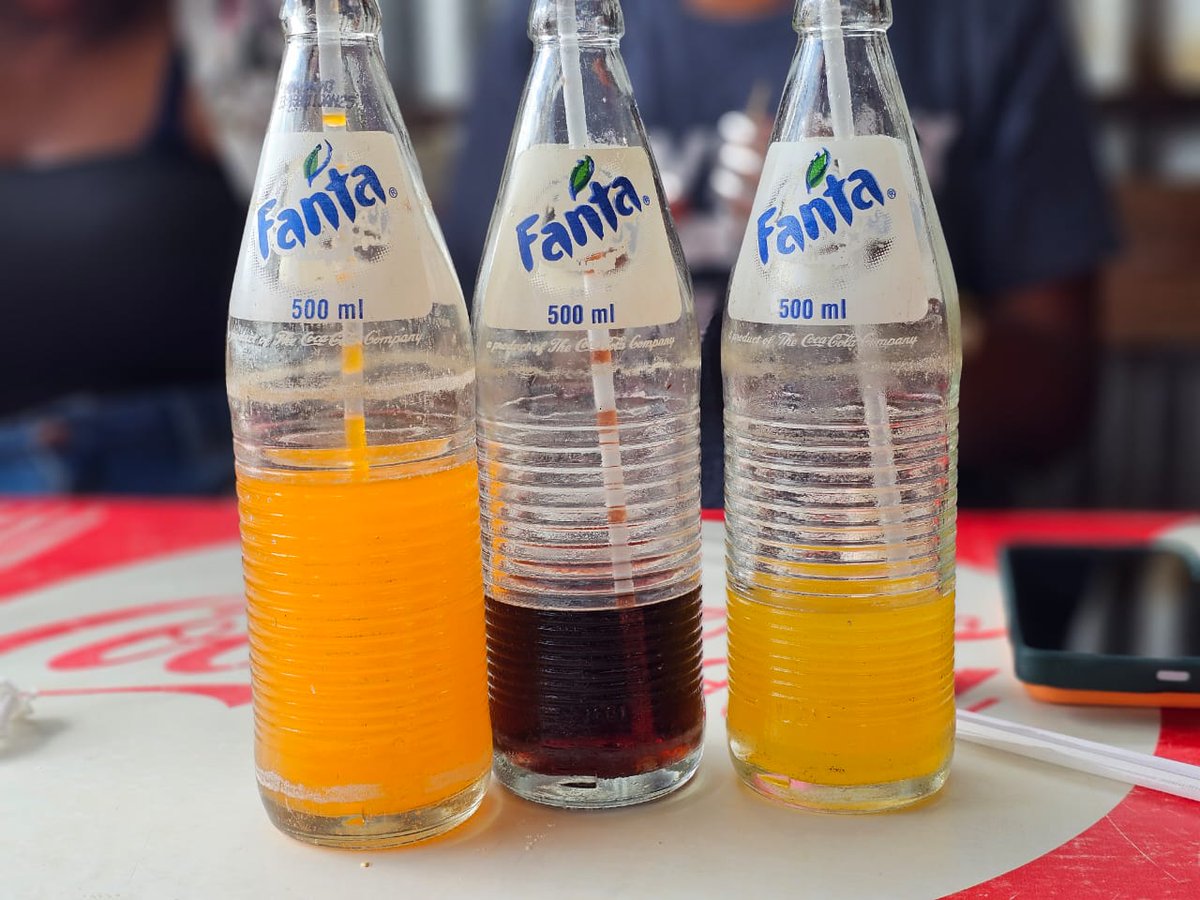 Jana we found these Fanta Madiabas, and you cannot possibly imagine how excited we were. It was like we were kids again 😂😂 Oh and they slapped!!