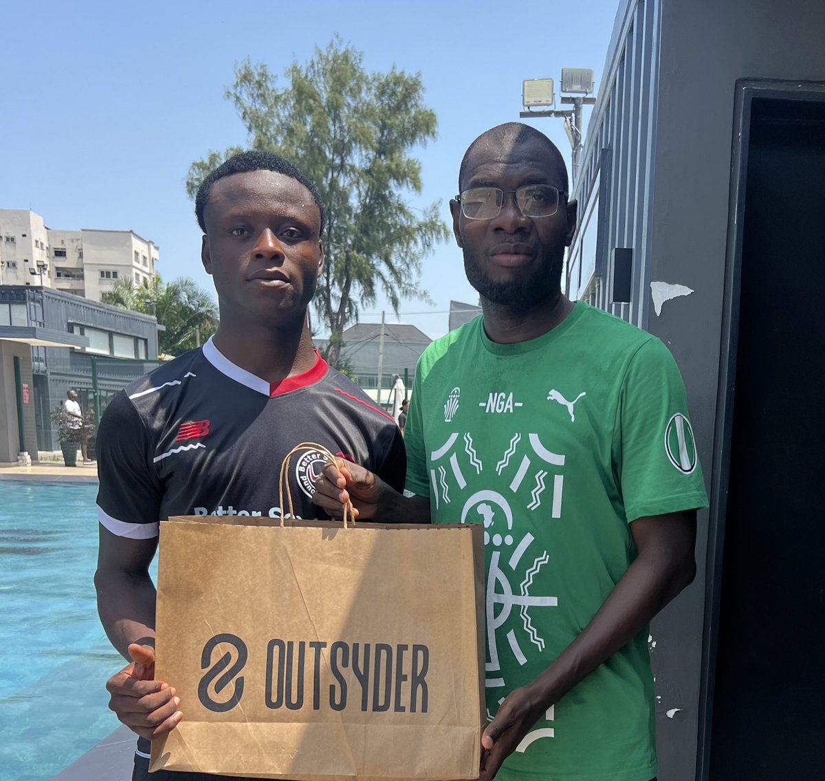 Okpara @okpharah was voted MVP of the #JarusFCvsTwitterFC game in April. Well deserved as he bossed the midfield even though my team won. We met again, yesterday, at another football tournament in Ikoyi and he told me about his clothing brand, Outsyder. I’m more than happy