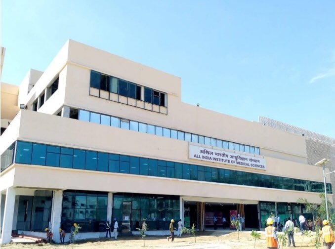 theupindex's tweet photo. #10YearReportCard ~ Gorakhpur
🔸Eradication of Japanese Encephalitis
🔸AIIMS Gorakhpur
🔸UP's First Ayush University (uc)
🔸Super Specialty Hospital – 200 Bedded
🔸Pediatric Hospital– 500 Bedded
🔸Sainik School Gorakhpur (uc)
🔸Atal Awasiya Vidyalaya
🔸Veterinary Science College (uc)
🔸Gorakhpur Fertilizer Factory
🔸Gorakhpur Varanasi Four Lane
🔸Gorakhpur Link Expressway
🔸PepsiCo Bottling Plant
🔸Gorakhpur Airport Expansion (uc)
🔸Vande Bharat Express
🔸Ramgarh Taal Redevelopment
🔸Cruise Service in Ramgarh Taal
🔸Water Sports Complex
🔸Gorakhpur Cantt – Valmiki Nagar Doubling
🔸Tatva Plastics Manufacturing Plant
🔸E-buses for City Transport
🔸Gorakhpur Lite Metro (dpr)
🔸Keyaan Industries Ethanol Plant (uc)
🔸Gorakhpur Convention Center (tender)
🔸Gorakhpur Station Redevelopment
🔸Lucknow Gorakhpur NH27 Six Lane (tender)
🔸Shamli Gorakhpur Expressway (dpr)
🔸Gorakhpur Siliguri Expressway (land acquisition)
🔸Jangal Kaudia – Jagdishpur Four Lane Bypass (uc)
🔸Jangal Kaudia - Kaalesar Four Lane
🔸Kalesar - Jagdishpur Four Lane
🔸Ankur Udyog’s Integrated Steel Plant
🔸Gorakhpur Cantt Satellite Station
🔸TP Nagar – Paidleganj Six Lane Flyover (uc)
🔸Deoria Bypass Four Lane
🔸Indian Oil CBG Plant
🔸Sonauli Gorakhpur Four Lane (uc)
🔸Sahjanwa Dohrighat New Rail Line
🔸State Institute of Hotel Management
🔸Kandla Gorakhpur Gas Pipeline
🔸Regional Medical Research Center
🔸Gorakhpur Zoological Park
🔸Pipraich Sugar Mill
🔸Baba Gambhirnath Auditorium
🔸Guru Gorakhnath University
🔸Tarkulani Regulator & Pump Station
🔸Naya Gorakhpur Township
🔸Sports City Project
🔸NCC Training Academy
🔸Gorakhpur Deoria Four Lane
🔸Kamhariya Ghat Saryu Bridge