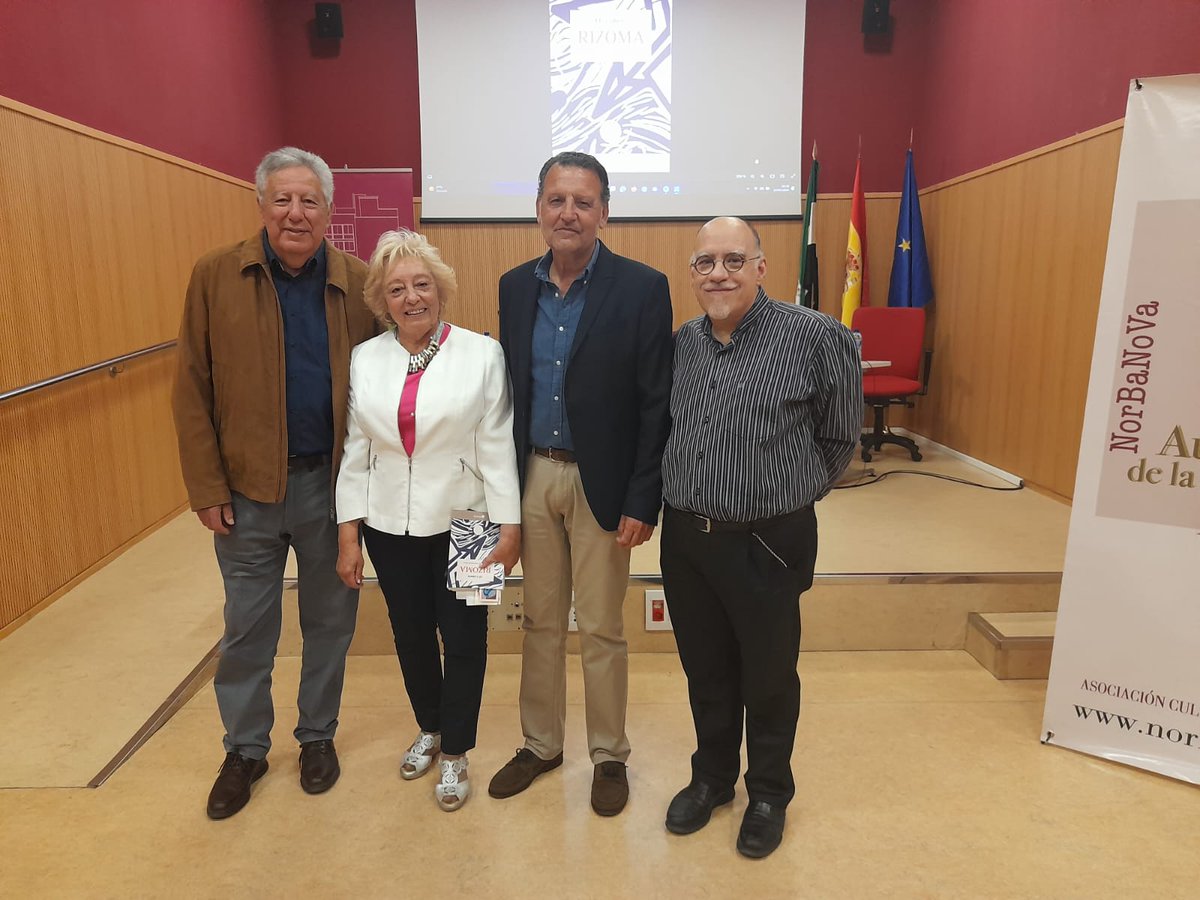 Presentación de RIZOMA en Cáceres, por Basilio Sánchez, Francisco Caro y Jesús María Gomez y Flores.