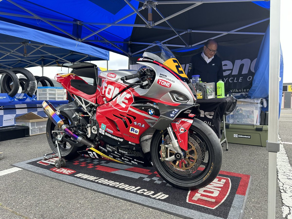 SUGOから茂木入り。
明日明後日はBMW MOTORRAD M RACE TRACK EVENTで先導のお仕事です。

筑波→SUGO→茂木
もう少しでお家に帰れます💦