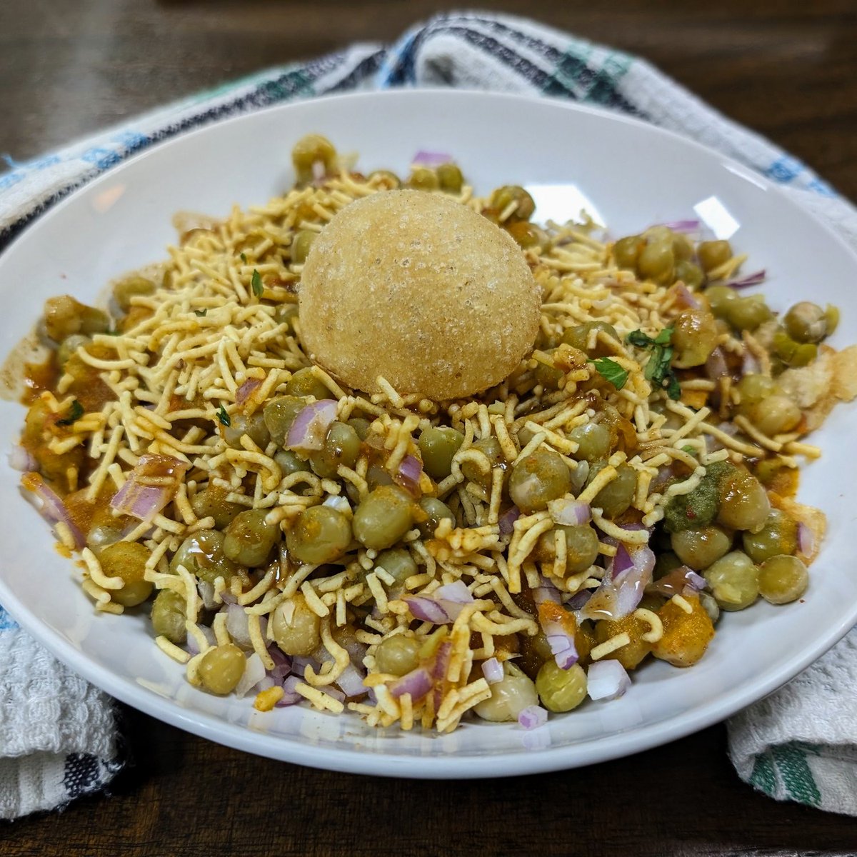 #food #foodie #yummy #streetstyle
#masala #puri #masalpuri #recipeoftheday #foodporn #foodlove #recipeshare #MondayBlogs
Recipe link : chhayasfood.com/home/masala-pu…