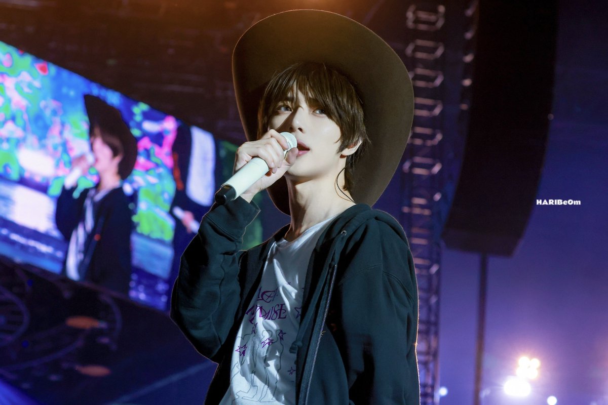 240518 ACT: PROMISE in HOUSTON

🤠🧸🤠

#투모로우바이투게더 
#범규  #BEOMGYU #TXT_범규
#TXT #TOMORROW_X_TOGETHER #ボムギュ