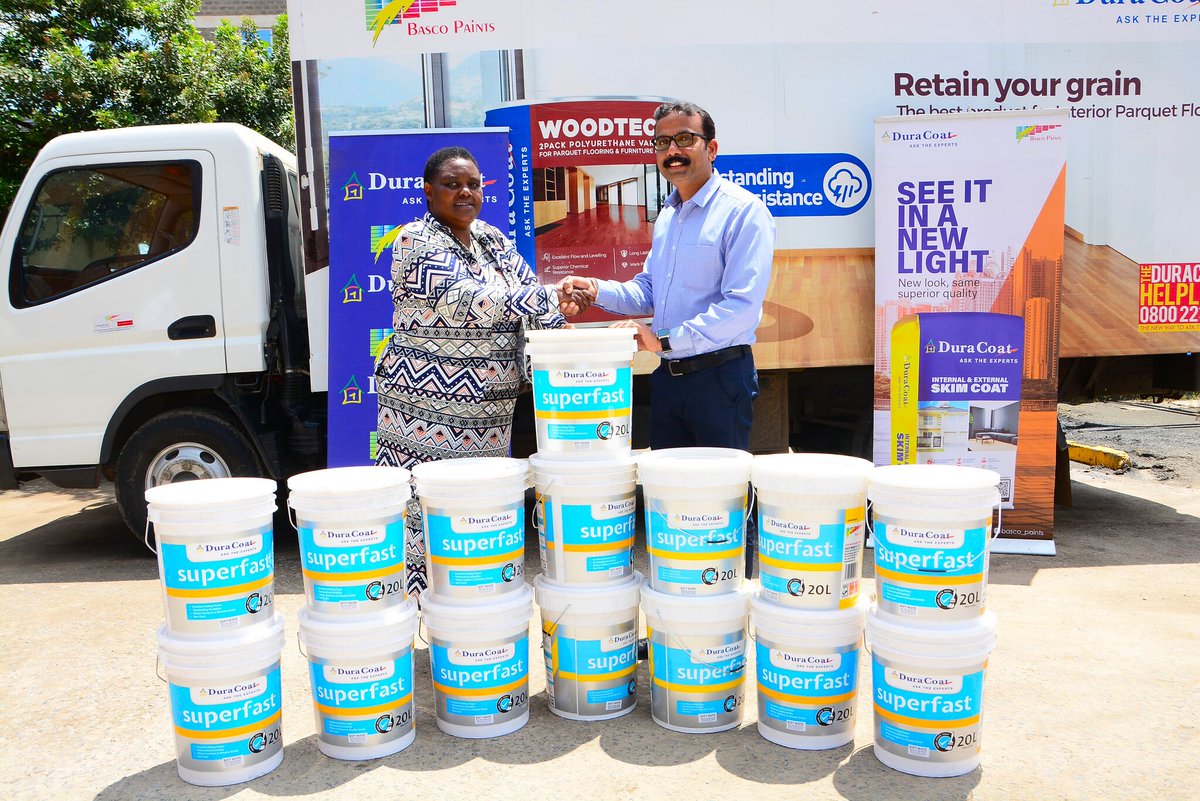 BascoPaints's tweet photo. At Umoja Primary School, a paint donation facilitated by Shailesh Shetty and received by Jane Njoroge, with support from Fredrick Opondo and Collins Asikoyo, shows our commitment to education. #PaintingABetterFuture #BascoCSR #WeKnowPaint https://t.co/A4YQJ2oI6N