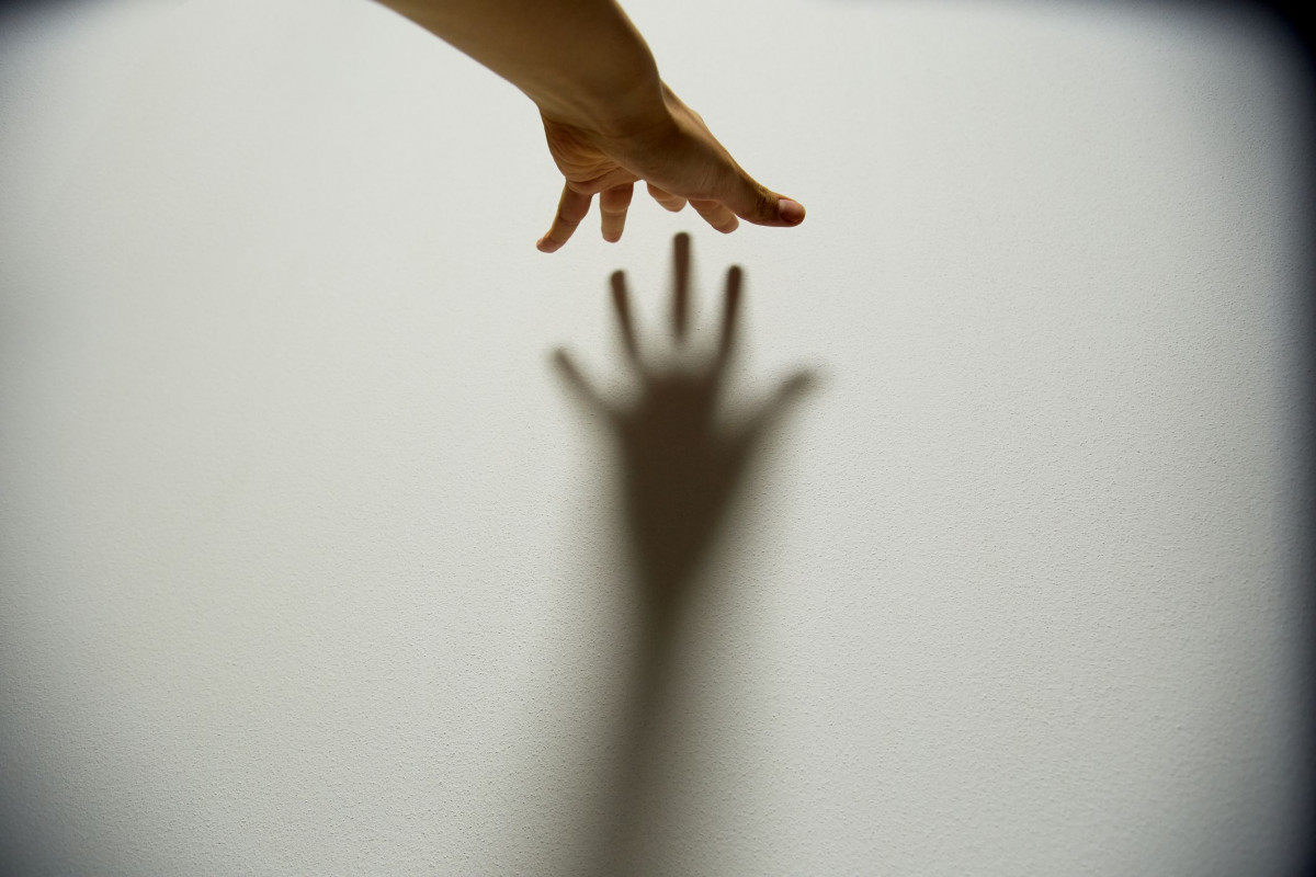 ehterea's tweet photo. El concepto de miembro fantasma aparece cuando a una persona le imputan un miembro y siente que sigue allí. 

Es interesante que se pueda extender este mismo concepto a la gente que por más que ya no tiene conexión contigo, sigue volviendo como un reflejo inconsciente. https://t.co/80xYqhoqmh