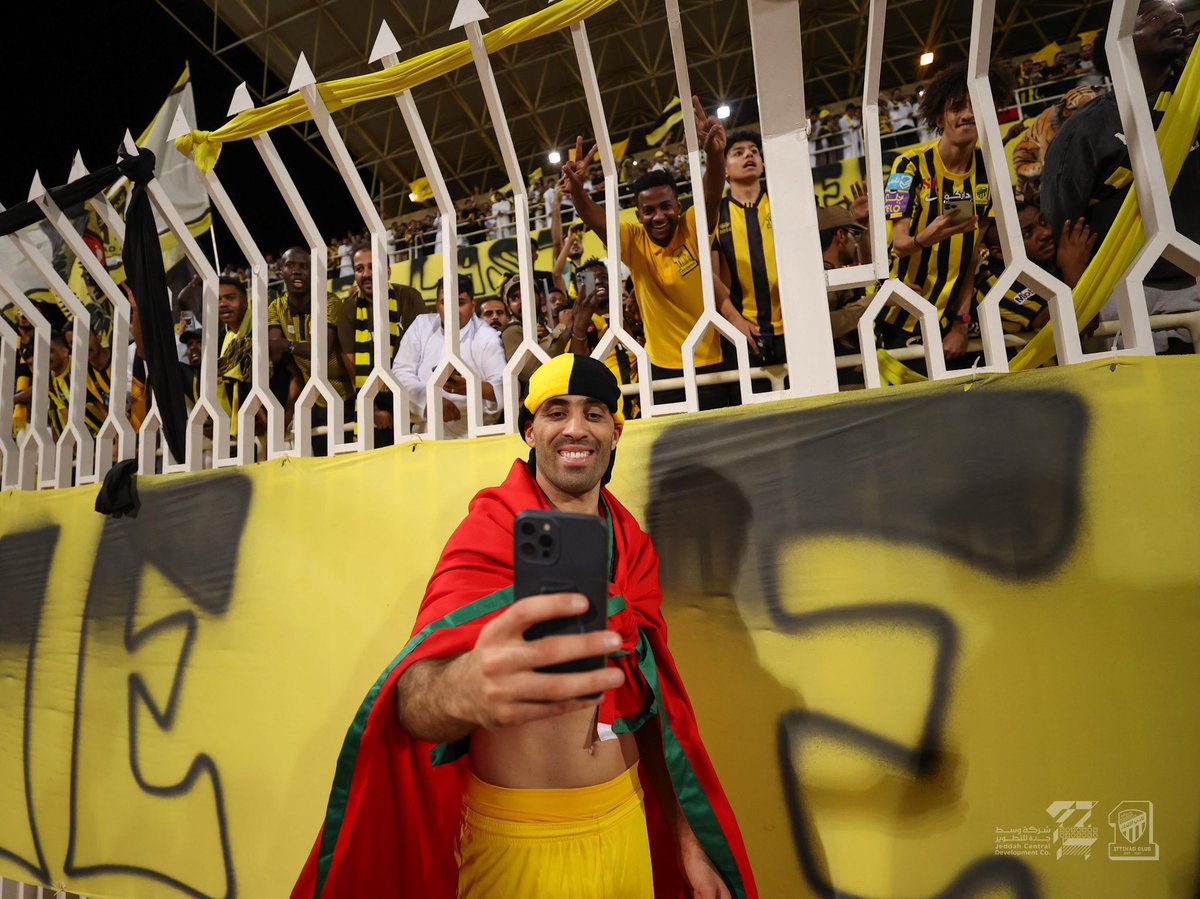 lmsh_7's tweet photo. مرت سنة #H99 💛 https://t.co/wWS7raanpN