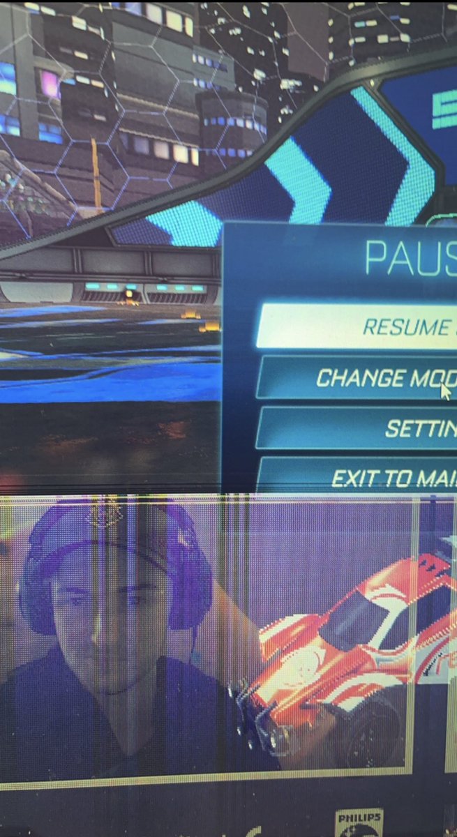 My monitor is broken fuck you <a href="/Rizzo_TV/">Rizzo</a>