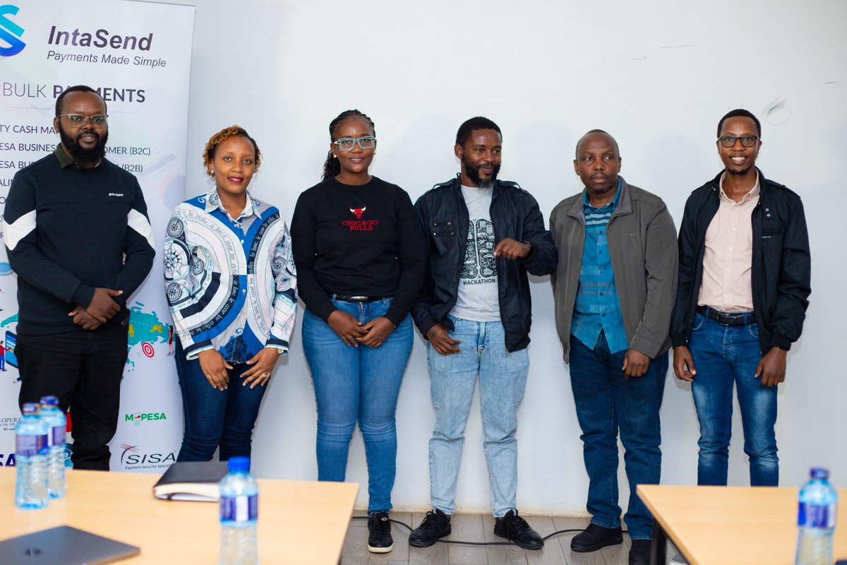 intaSendHQ's tweet photo. Huge thanks to everyone who made the Moringa School hackathon a success! Judges, participants, Moringa team, media, and catering—your efforts were truly inspiring. Excited to see the future of Kenya's public transport! #IntaSend #Hackathon #Innovation #KenyaTech #kenyaAirways https://t.co/7kL4t3kiJi