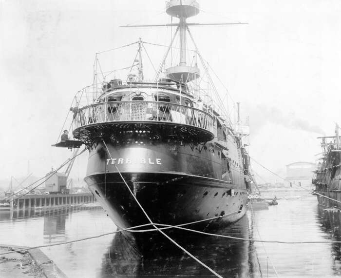 HMS Terrible, launched 27 May 1895 from Clydebank.

One of a series to bear the name since the first Terrible in the 1690s, the ship’s name conveyed its function: to inspire terror!

Find hundreds of photographs from shipbuilding records 👇

bit.ly/ImagesSP