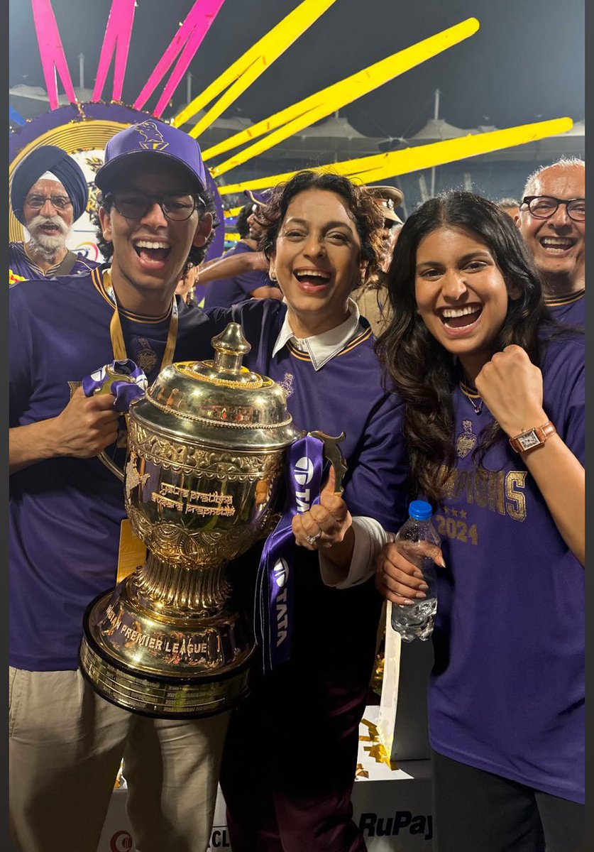 iam_juhi's tweet photo. No words can describe this feeling 😇✨❤️

@KKRiders 

#kkr #KKRChampions https://t.co/bj1ReKeSQ9