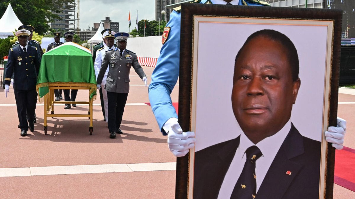 Côte d'Ivoire: la dépouille de l'ancien président Henri Konan Bédié transférée dans son fief rfi.my/Adan.x