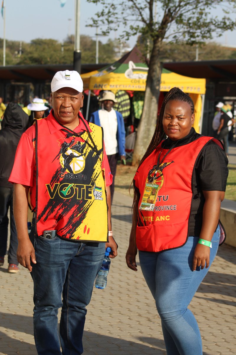 afadwu's tweet photo. National Administrator cde Lerato Mphogo and The President Cde Walter Msimang at The African National Congress Siyanqoba Rally at FNB #VOTEFORANC@_cosatu @MYANC https://t.co/NfK4BQXniR