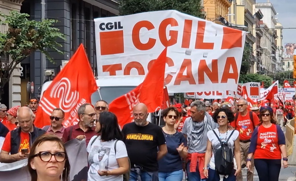 A #Napoli tanta #Toscana alla manifestazione della #ViaMaestra, per dire no a #premierato e #autonomiadifferenziata ma anche per battersi per migliorare le condizioni di #lavoro e di #giustizia sociale

🎥 VIDEO
⬇️⬇️⬇️
youtu.be/LSASzQXk1Sw?si…