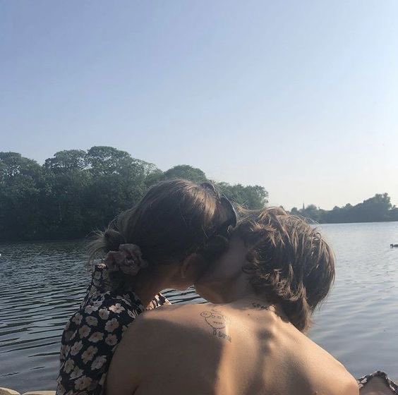 Happy 1st anniversary, Sayang! I'm grateful for the incredible journey we've shared so far and excited for the adventures yet to come. I love you as always❤️