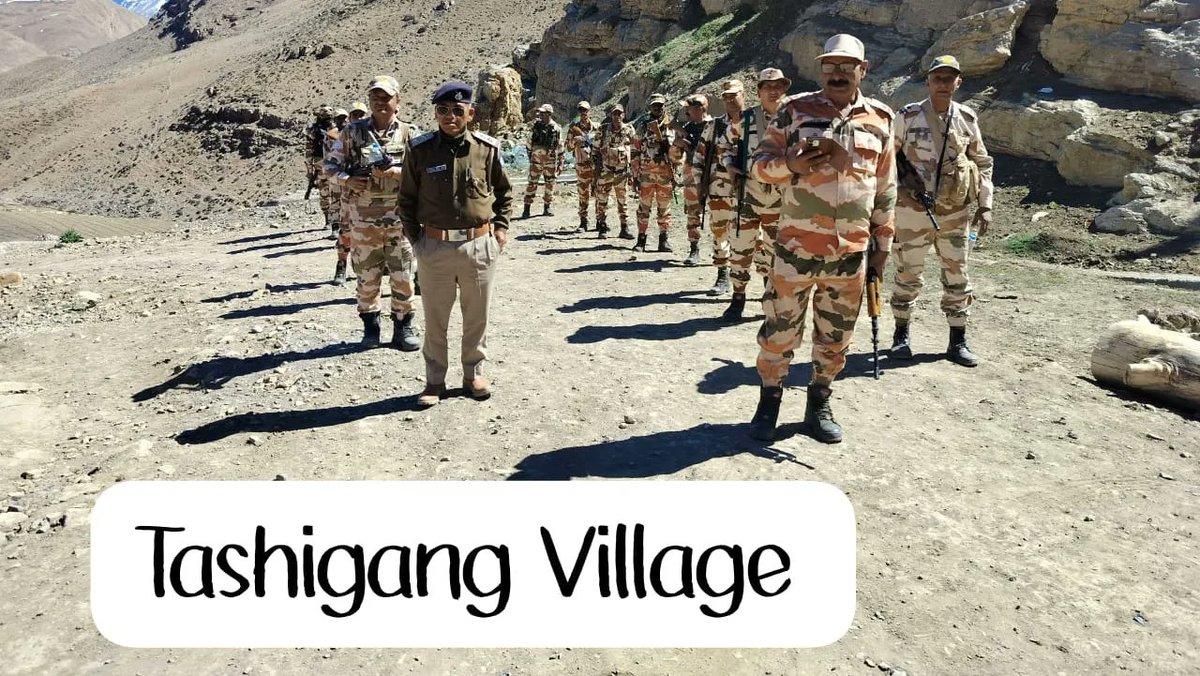 splahhp's tweet photo. Ramping up security ahead of the #LSElection2024
To instill a sense of security among voters, #SHO PS Kaza and his team, along with #CAPF section is intensifying patrols with flag marches at all the vulnerable and sensitive pockets in jurisdiction, aims to enhance public trust https://t.co/Ncx4tCgt9c