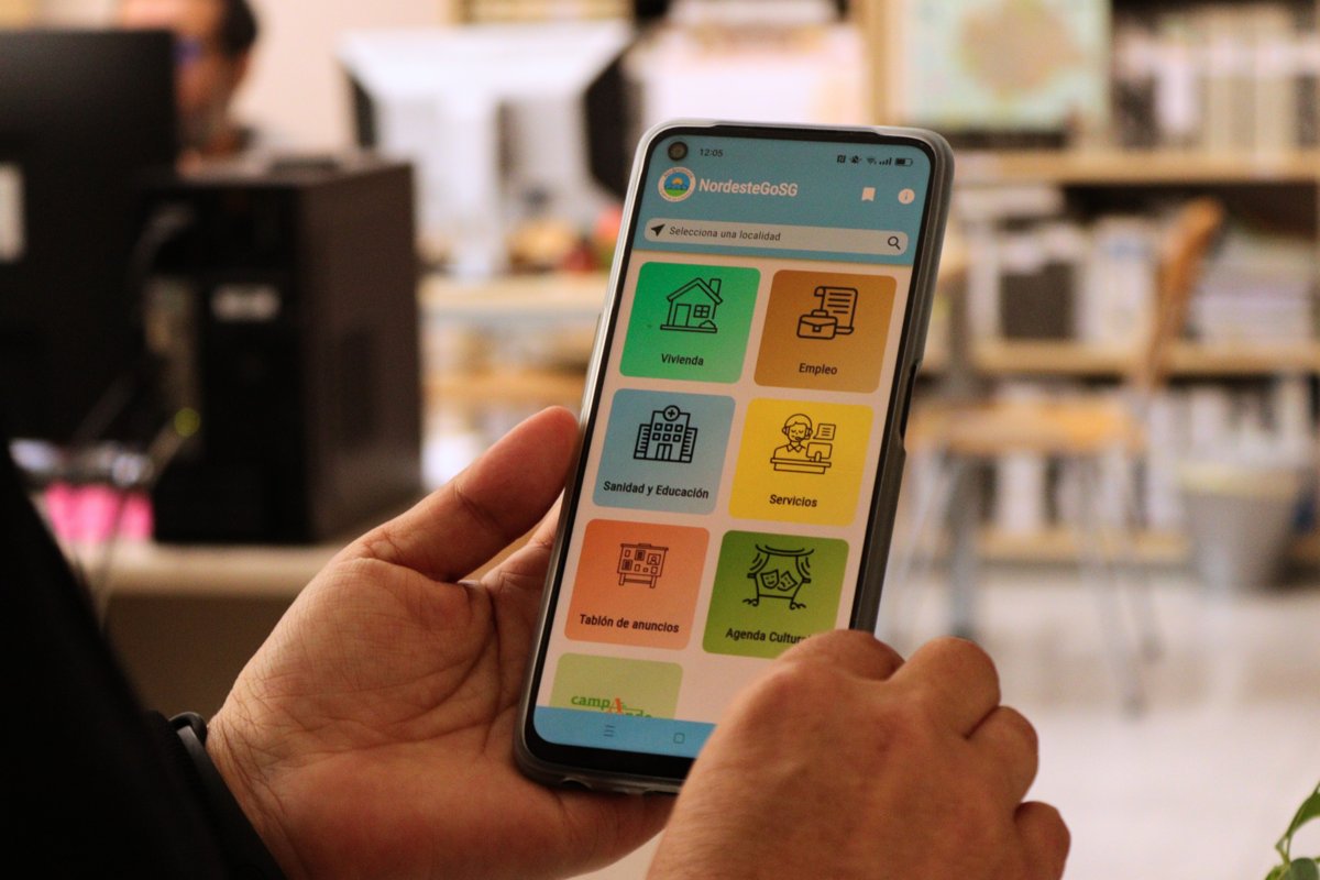 CODINSE's tweet photo. Desde #CODINSE lanzamos NordesteGoSG, una App para facilitar información a los habitantes de la comarca y a los nuevos pobladores que quieran venir, con el fin de puedan vivir, trabajar y disfrutar en nuestra #ComarcaNordesteDeSegovia.
Toda la info: https://t.co/EYtx4X4uVw https://t.co/YcmOrmx5JY
