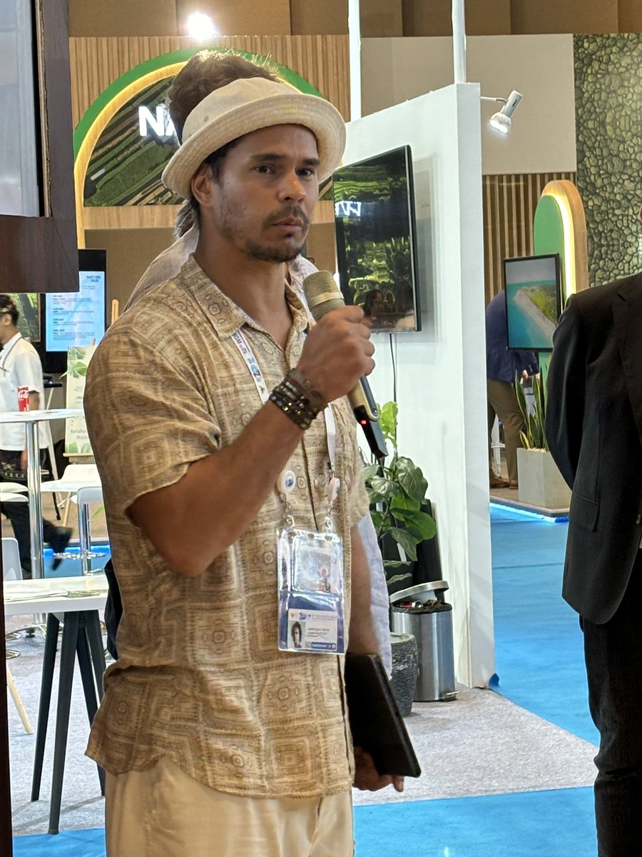 crawhall7's tweet photo. Mark Coles Smith, a Nyikina man from Western Australia spoke at @WWaterForum10 for the Martuwarra River Council. Water is sacred in Aboriginal culture. An elder said if you do not protect what is sacred, nothing will remain. @unescoWATER Pavilion in Bali. #BlueWisdom @martuwarra https://t.co/o7og7lvXOT