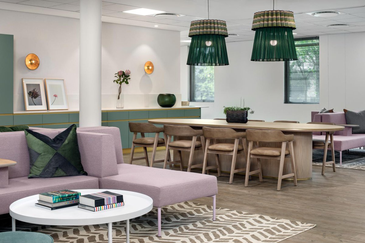 To Build tweet media