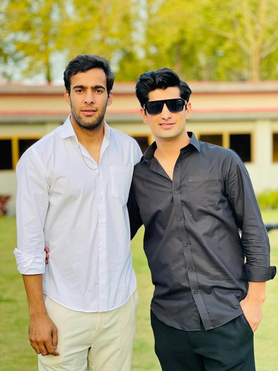 😎😎

#abbasafridi #naseemshah  #cricketers #pakistanzindabad