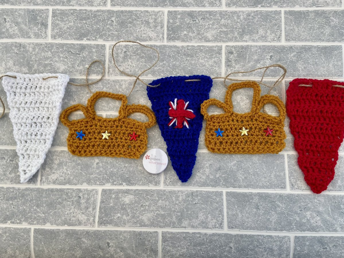 Get ready to support #teamgb in the Olympics this summer with my British themed bunting 🇬🇧 okthenwhatsnextcraft.etsy.com #earlybiz #crochet #etsy #elevenseshour