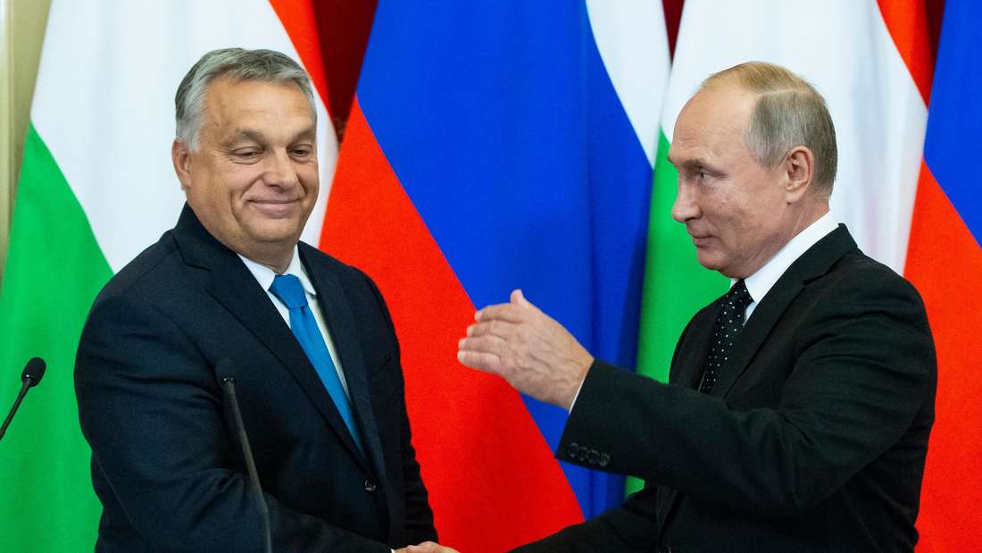 'Im Ukraine-Krieg verhoben: putin-Freund Orbán kritisiert Russlands Militär scharf' 27.05.2024,03:40,dpa putins Truppen hätten gegen die Ukraine keine Chance, erklärt Viktor Orbán; gegen die Nato schon gar nicht, warum nun die Kehrtwende?