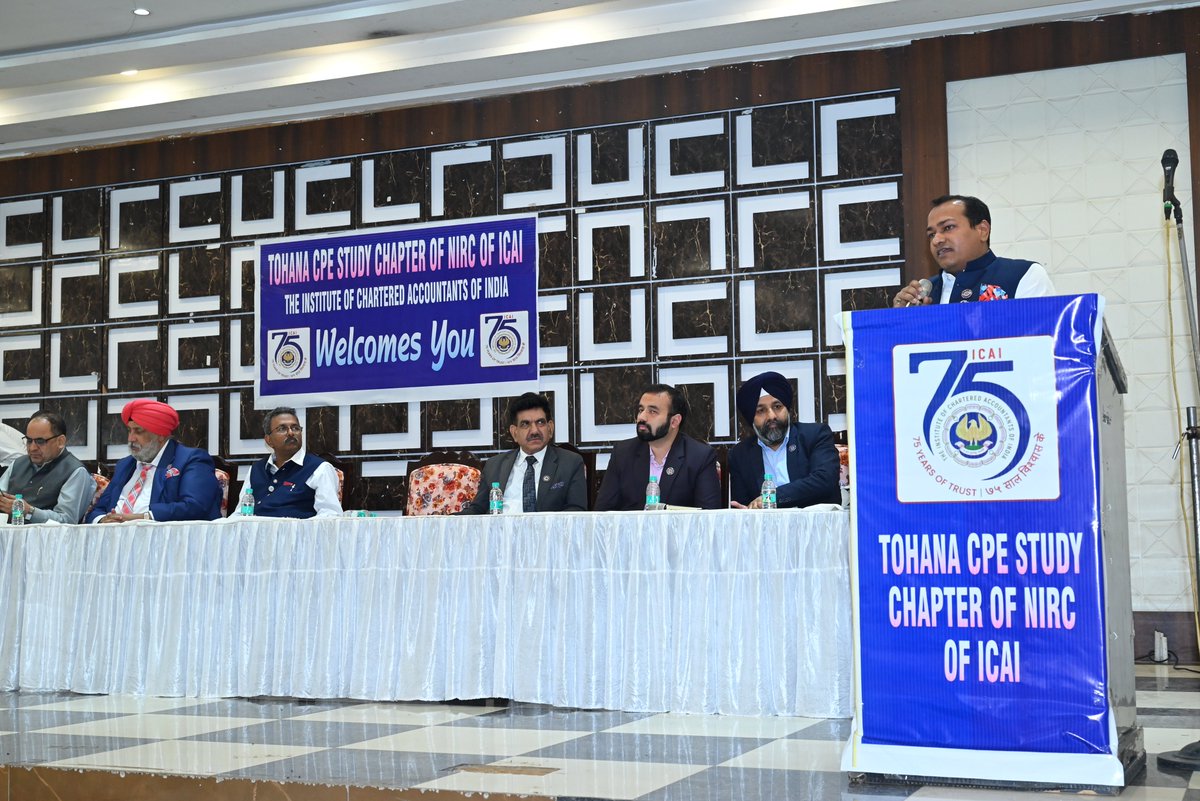 Abhiaggarwal08's tweet photo. Today, we proudly inaugurated the #TohanaCPEchapter! Honored to have our esteemed #VicePresident of #ICAI, #CCcouncilmembers, and #distinguishedguests with us. Your presence made it special. #Thankyou for your #unwaveringsupport. Together, we will achieve great things! https://t.co/L4ksAoU6wO