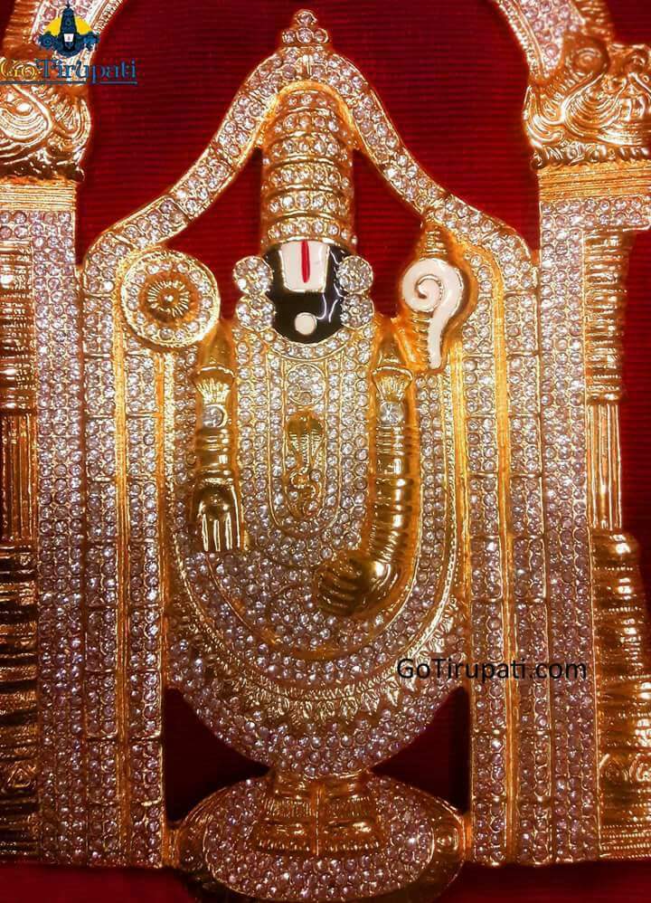 A Rare Photograph 🙏
Today Tirupati Balaji dressed in full  diamond  and gold .....done only once a year .
Photo released by the Temple authorities.
Zoom fully.🙏.