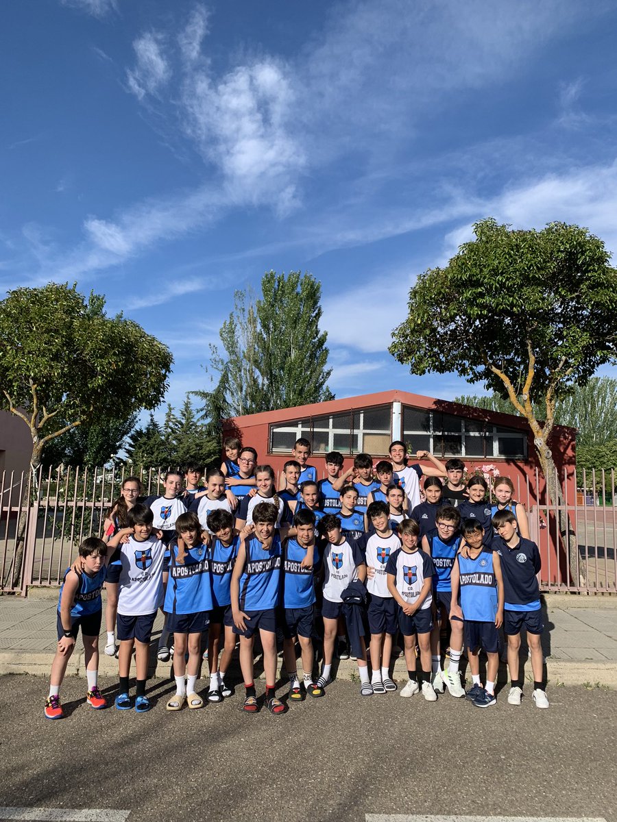 Este sábado estuvimos en el Día del Minivoley con 7 se nuestros equipos del cole y el domingo fuimos con varios equipos de baloncesto a Santa Marta de Tormes. 

¡Fin de semana completo con nuestros equipos!☀️