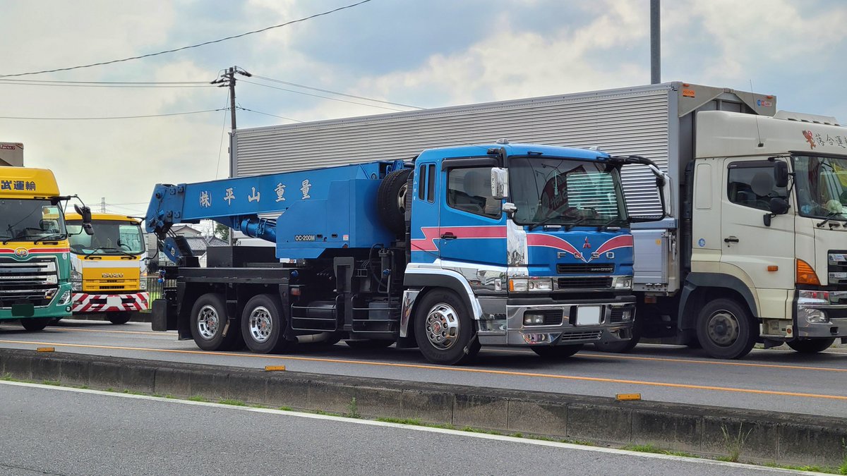 タダノのOC200Mを搭載している重量屋さんのスーパーグレート DX