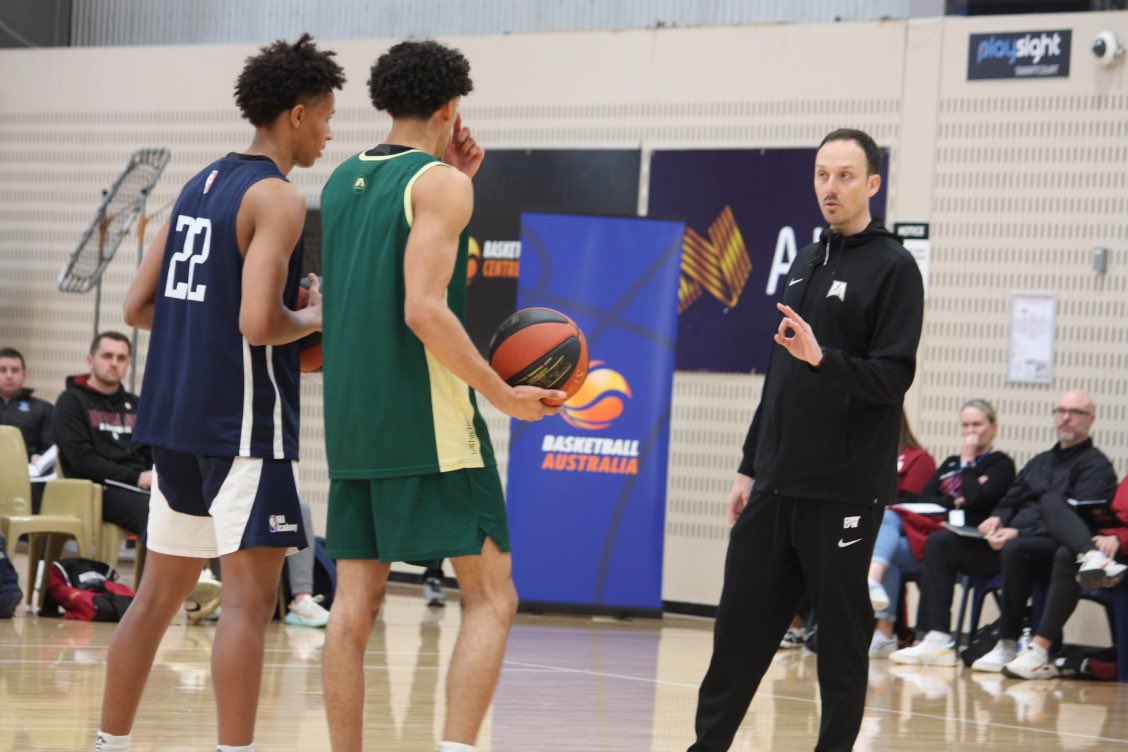 Peter Lonergan tweet media