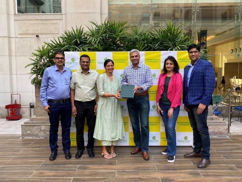 commdesignitp's tweet photo. Lemon Tree's 7th hotel coming up in Coimbatore✨

@LemonTreeHotels 

Read More- https://t.co/HPHekoNmHd insights/lemon-trees-7th-hotel-coming-up-in-coimbatore

#hospitalarchitecture #hospitalfurniture #interviewtips #architectinterview #realestate #workspace #workplaces https://t.co/2mlvqEbPjJ
