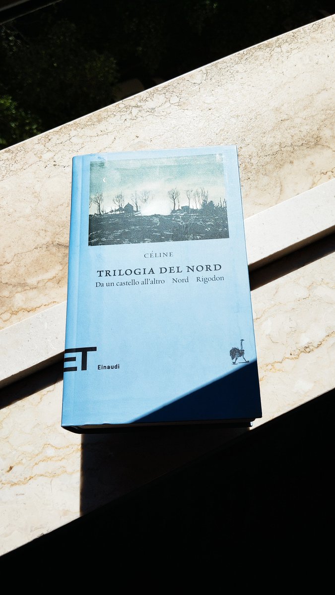 Buon compleanno #LouisFerdinandCéline.

'Trilogia del Nord. Da un castello all'altro - Nord - Rigodon' (@Einaudieditore)