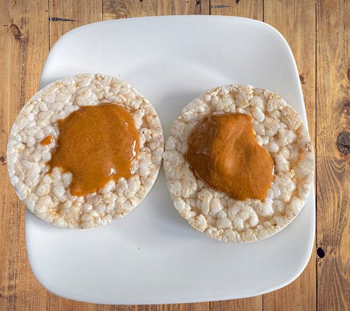 A mid morning snack, peanut butter and plain rice cake as part of a healthy snack.

Follow my page to baj Fitness #bajfitness 

#peanutbuttedsnacks #snacktime #foodie #yum #delicious #healthysnacks #foodlover #tasty #snackattack #eatclean #snackideas #nutbutter #fitfam