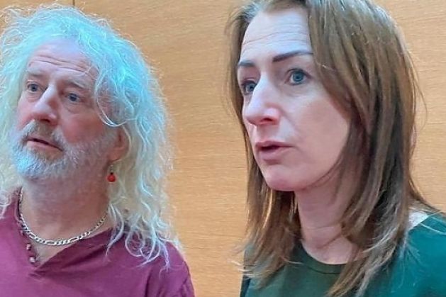 𝐉𝐔𝐒𝐓 𝐈𝐍 European Union enforces investigation on Parliament members Mick Wallace & Clare Daly after they spoke against #NATO fuelling #Ukraine war & letting Ukrainians die. They both spoke against #Israel's bombing on #Gaza too. EU is now branding them as Russian spies.