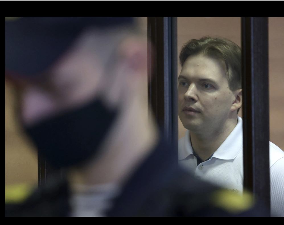 New @hrw report on #Belarus, documenting politically motivated crackdown on human rights lawyers who face arrests, imprisonment, arbitrary license revocation and harassment. Full report here: hrw.org/report/2024/05…