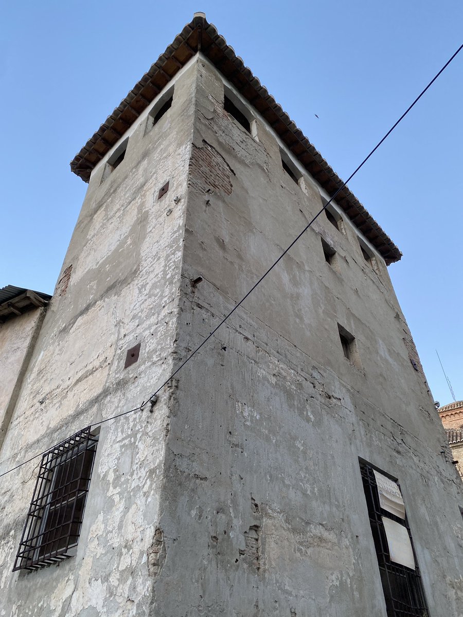 ¿Para cuando solucionar el patrimonio histórico de #Baza que se cae a pedazos?

Convento San Jerónimo
Baños de la Morería
Iglesia de San Antón
Torre Cinco Esquinas
Industrias tradicionales
Palacio de los Enríquez
Palacio Episcopal
Almazara los Jerónimos
¿Seguimos? #SOSPatrimonio