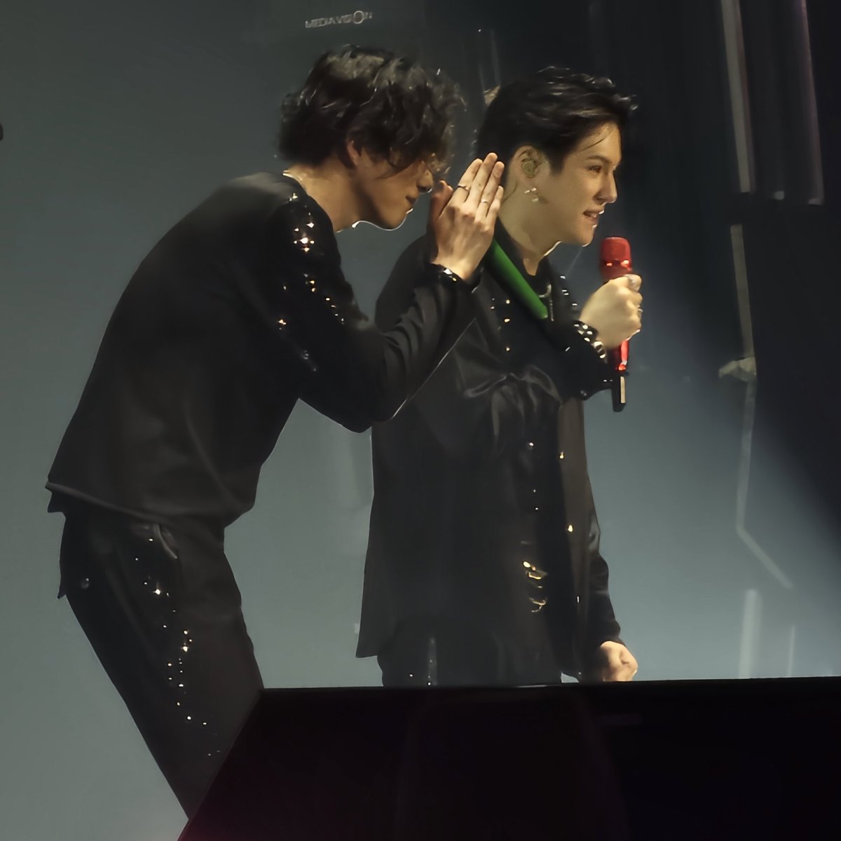 tsukinjam's tweet photo. สวัสดีพ่อตา สวัสดีครับแม่ยาย https://t.co/YdKhSQAlug