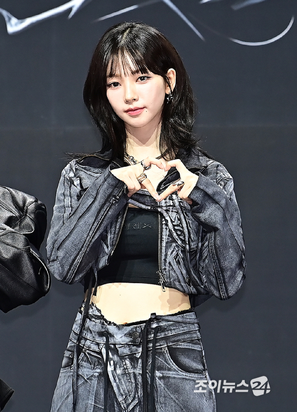 pannchoa's tweet photo. Knets praise aespa for shading HYBE and supporting NewJeans during comeback showcase
https://t.co/kU2JUax92M https://t.co/7EYRXtLHND