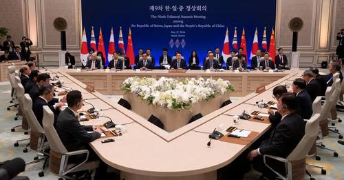 Chinese Premier Li Qiang agreed with South Korean Pres. Yoon Suk Yeol on Sunday to launch a diplomatic and security dialogue. #News5 READ: bit.ly/3R0ZOAN