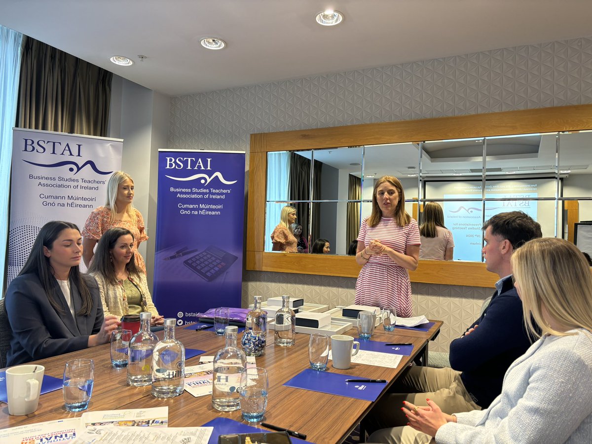 bstaireland's tweet photo. This weekend our President Ciara had the opportunity to present the John O’Connor Awards for Excellence in Business Studies Teaching to Courtney Long (UCD), Megan Durran (Trinity College) and Kieran Dwyer (Maynooth University). Congratulations to our well deserving recipients👏 https://t.co/iEb0krAmhB