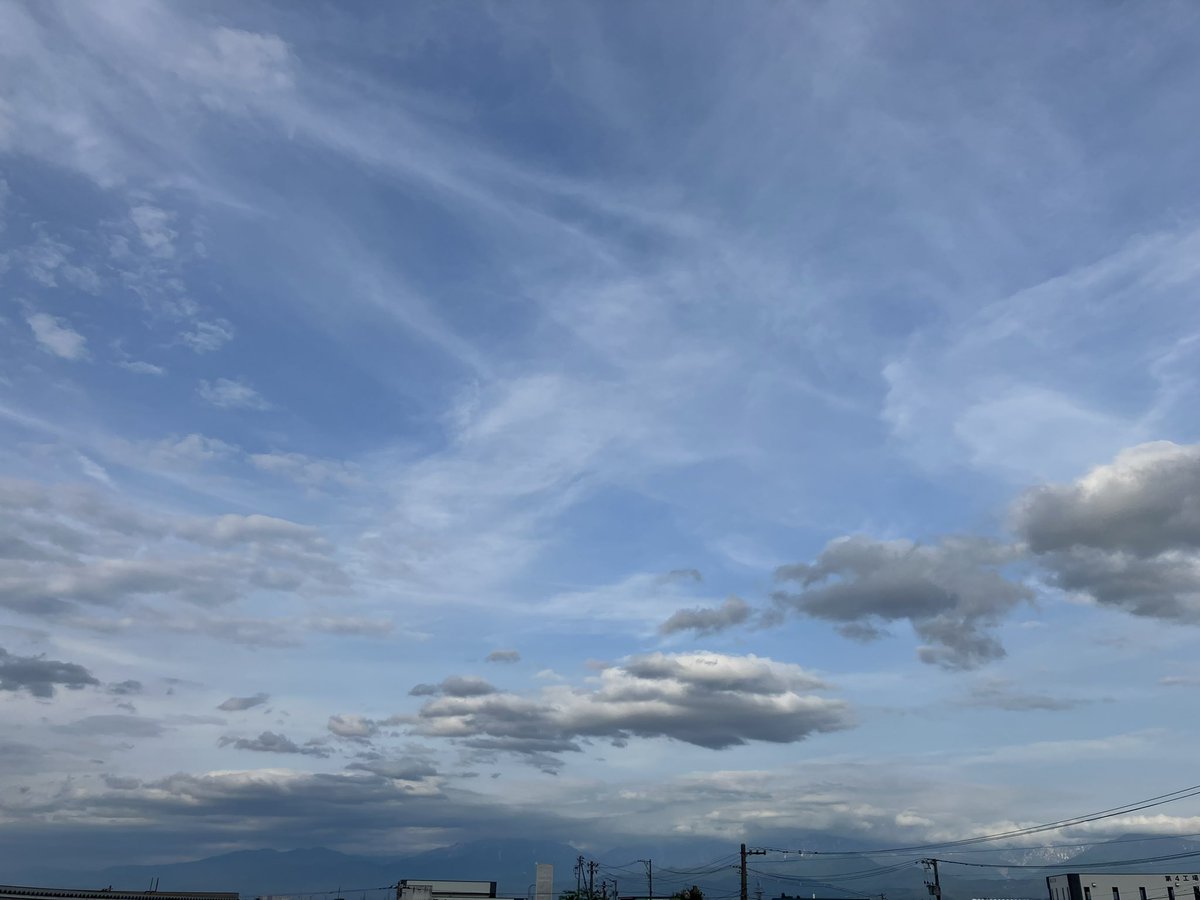 dai1trust's tweet photo. (*´︶｀)ﾉｵﾂｶﾚｻﾏﾃﾞｽ❣️

今日の #富山 #天気 は 少しだけ #雨 でした🌧🔆
風が強く台風がいつ来てもおかしくないくらいです🌀安全な足場を建てていますが常日頃┣ ̈‡┣ ̈‡🥹

ご安全に🙂‍↕️
#石川 #北陸 #足場  #企業つぶやき #企業公式がお疲れ様を言い合う #企業公式さんと繋がりたい https://t.co/AXH0DgUIPq