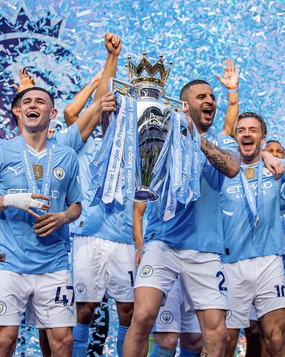 pumafootball's tweet image. Lifting trophies never gets old 😍