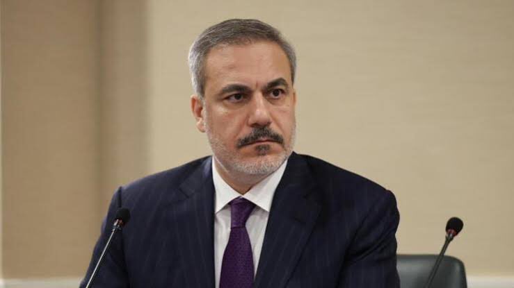 🔴Hakan Fidan:

“150 ülkenin Filistin'i devlet olarak tanıdığı bir yapının, Birleşmiş Milletler Güvenlik Konseyi tarafından behemehal tanınması fevkalade önemlidir. Bu, uluslararası hukukun ve insanlık vicdanının gereğidir.” (İLKHA)