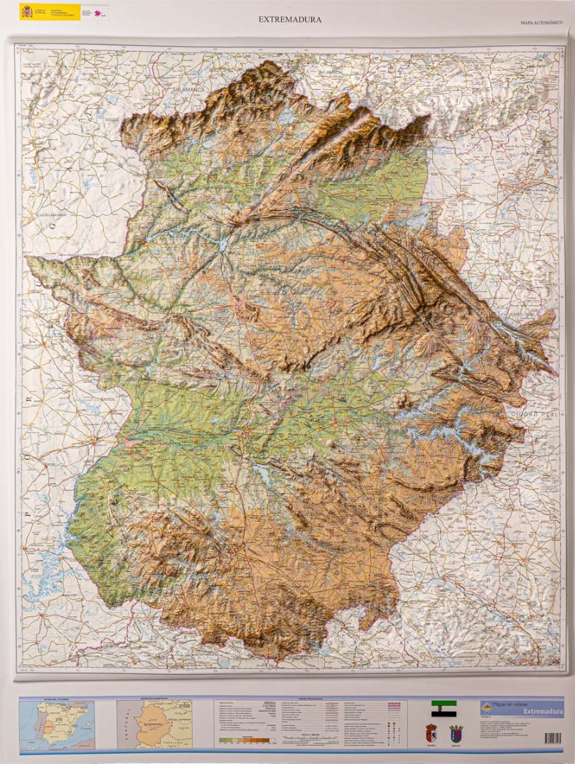 IGNSpain's tweet photo. 🆕Nuevo #MapaenRelieve de #Extremadura🗺
Este #mapa en #3D y escala 1:300.000 combina arte y precisión para brindarte una perspectiva en #relieve⛰de la región
✔️Disponible en Tienda Virtual y Puntos de venta
👉https://t.co/F6Ai3YEv5P
#IGNSpain #CNIG @transportesgob @Junta_Ex https://t.co/vbSdFjFJRT